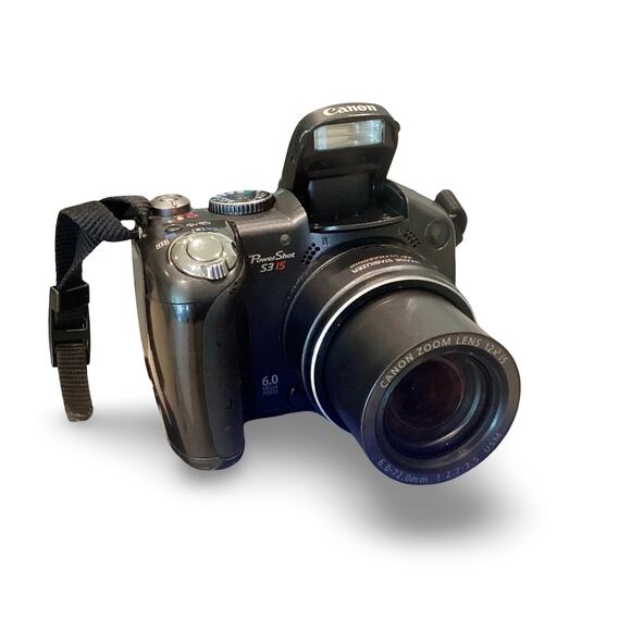 Canon PowerShot S3 IS Digital Camera - Picture 15 of 16